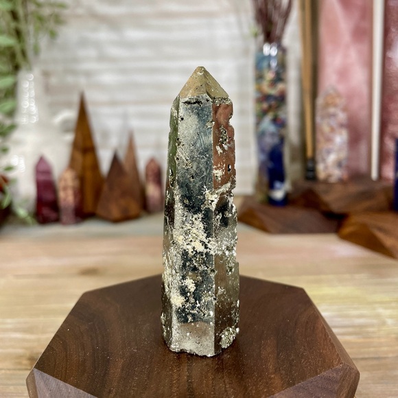 Pyrite Crystal Tower - Picture 5 of 8